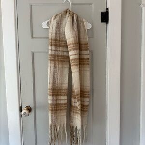 Plaid Fringe Scarf in Cream and Brown